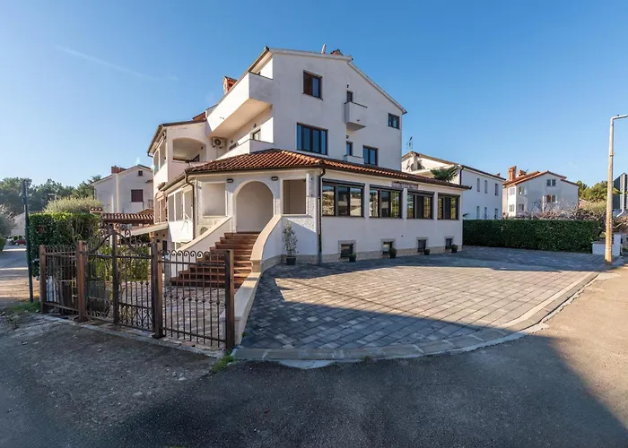 Aida In * Istrien 3* 포레치