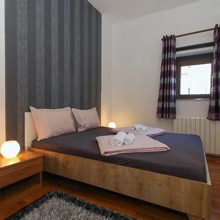 Aida In * Istrien 3* Πόρετς