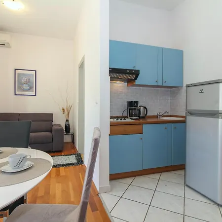 Aida In * Istrien Πανσιόν